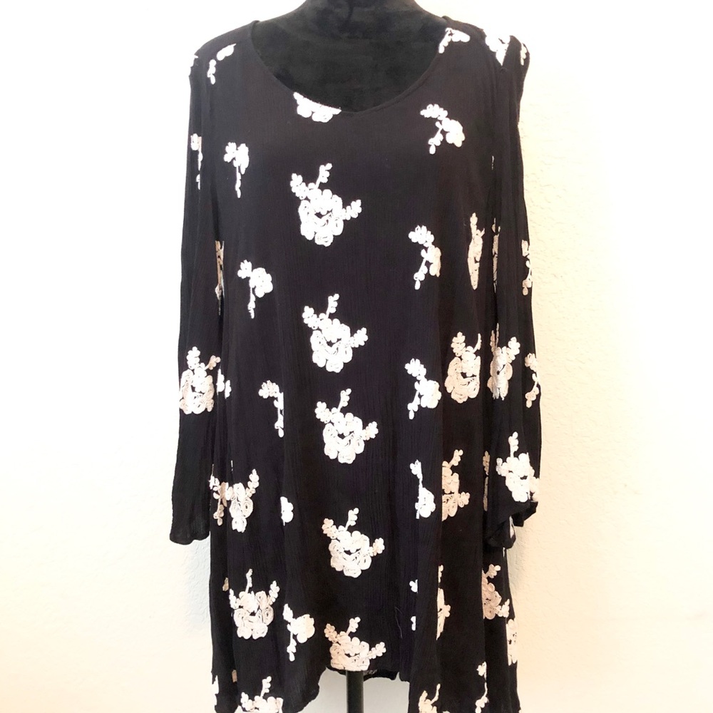 Ciel Black Embroidered Dress